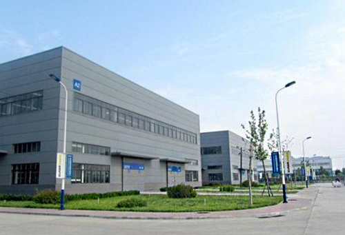 保定音樂噴泉設備選超華園林工程，音樂噴泉定制專家，大型項目經(jīng)驗豐富，打造絢麗水景藝術:噴泉工程
